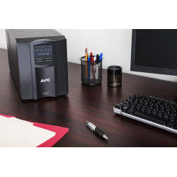 APC Smart-UPS 3000VA LCD 230V with SC